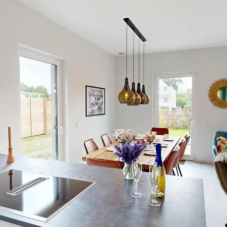 Kuestenwaldbude Lee בית נופש פלצרהאקן