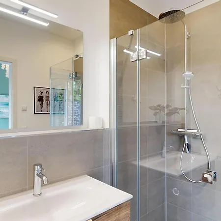 בית נופש Kuestenwaldbude Lee פלצרהאקן