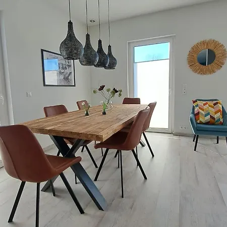 Kuestenwaldbude Lee בית נופש פלצרהאקן